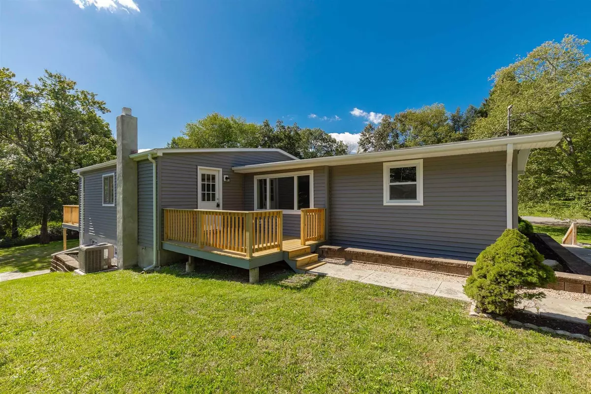 Salt Point, NY 12578,42 NETHERWOOD PLZ