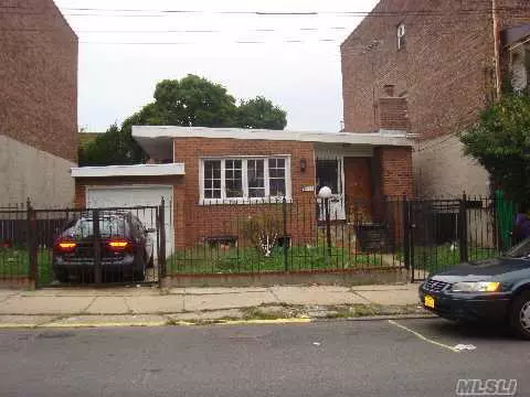 34-69 110th ST, Corona, NY 11368