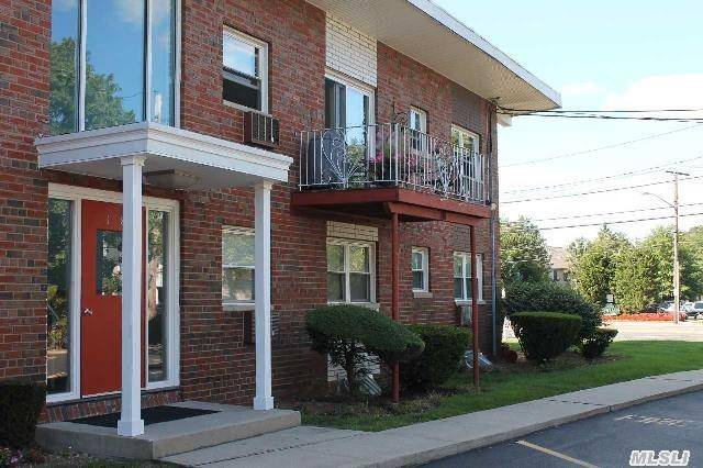 474 Fulton ST #5, Farmingdale, NY 11735