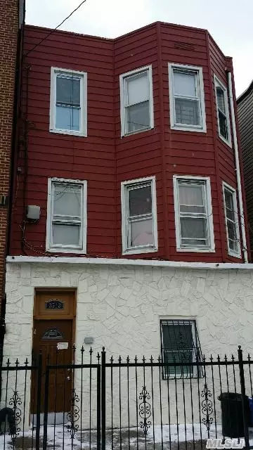 Corona, NY 11368,35-18 108th ST