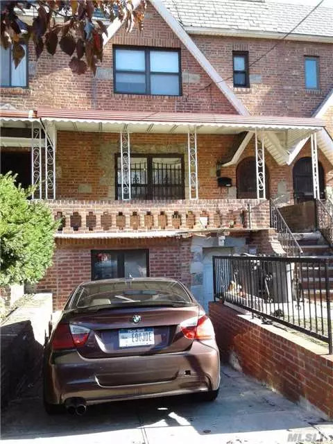 55-15 Van Horn ST, Elmhurst, NY 11373