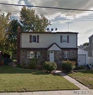 2542 4th AVE, East Meadow, NY 11554