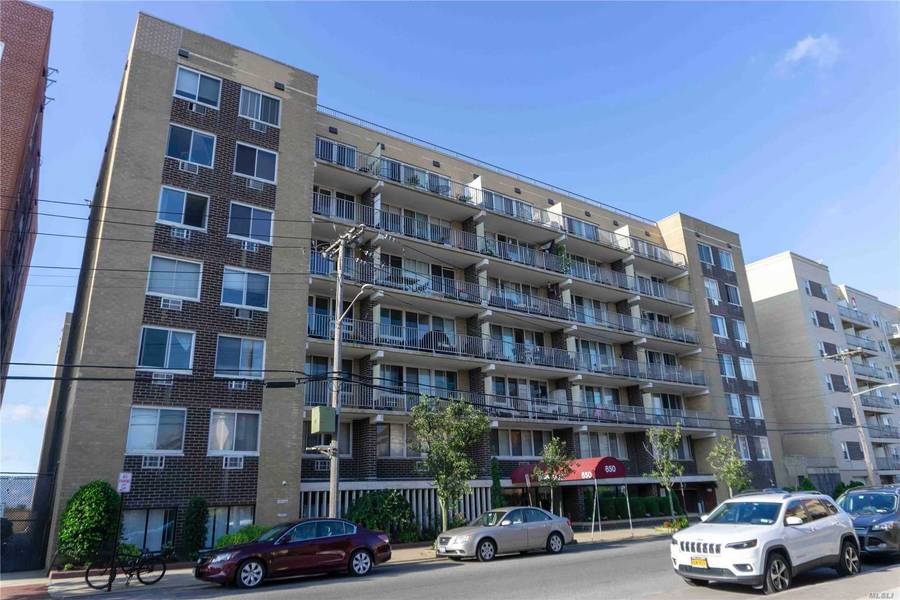 650 Shore RD #1T, Long Beach, NY 11561