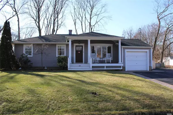 Holbrook, NY 11741,30 Hollo DR