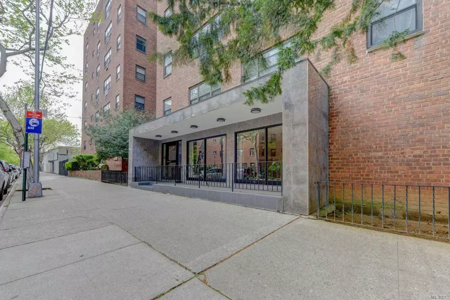 99-10 60th AVE #5B, Corona, NY 11368