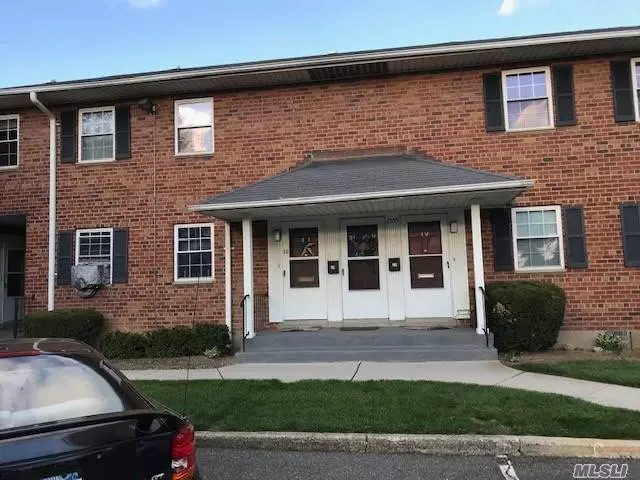 North Bellmore, NY 11710,2555 Jerusalem AVE #2 U