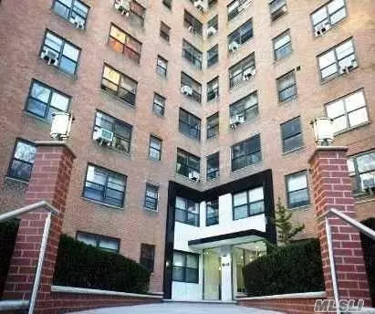 Rego Park, NY 11374,99-05 63 DR #9B