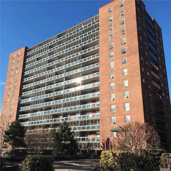 Rego Park, NY 11374,97-40 62 DR #4L