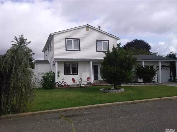 Ronkonkoma, NY 11779,9 Donna LN