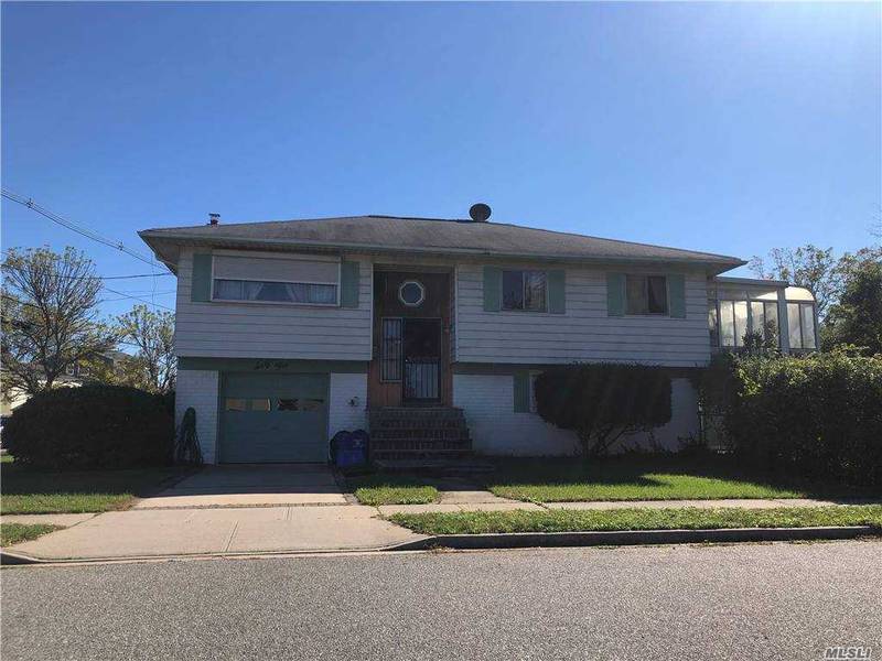 Freeport, NY 11520