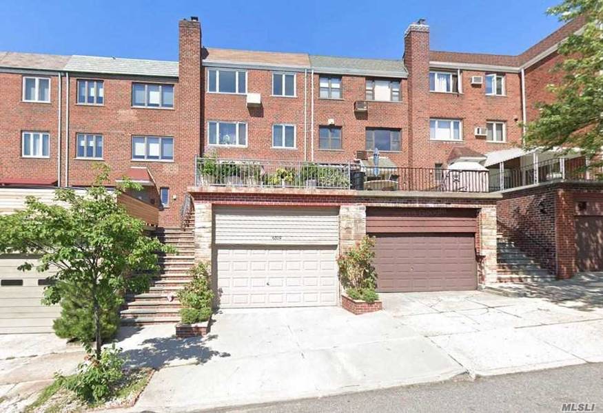 63-19 53rd DR, Maspeth, NY 11378