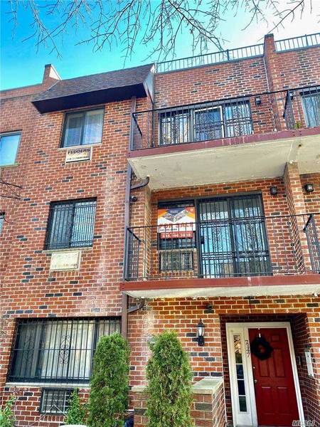 7147 162 Street #2, Fresh Meadows, NY 11365