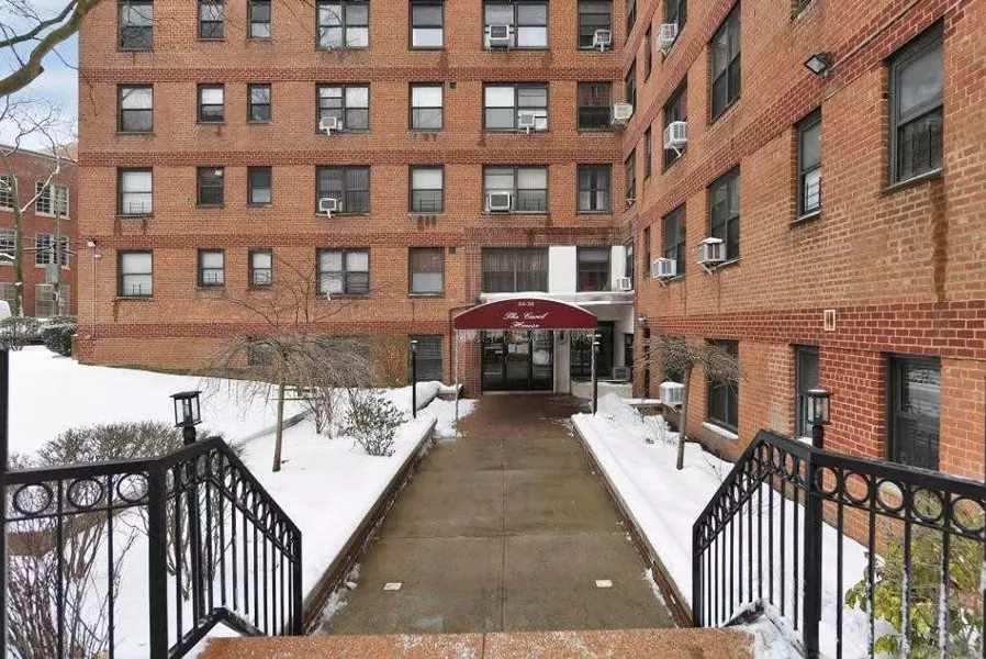 64-34 102 ST #7A, Rego Park, NY 11374