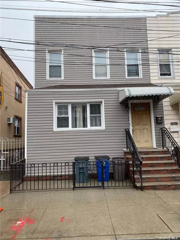 Middle Village, NY 11379,62-43 64th ST