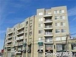 81-15 Queens BLVD #4A,  Elmhurst,  NY 11373