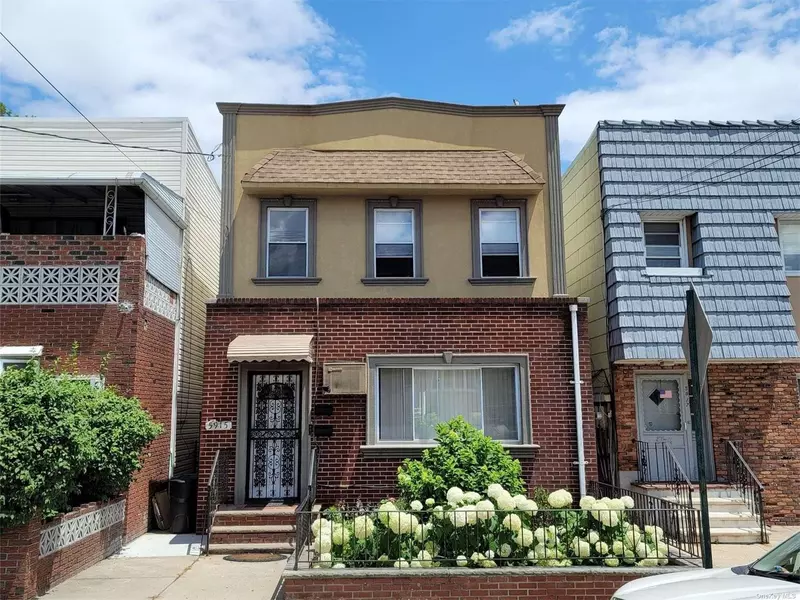 59-15 69 PL, Maspeth, NY 11378