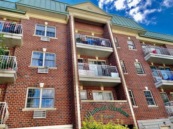 90-20 55th AVE #2G,  Elmhurst,  NY 11373