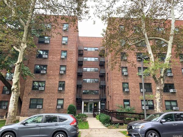 211-05 75 AVE #6D, Bayside, NY 11364