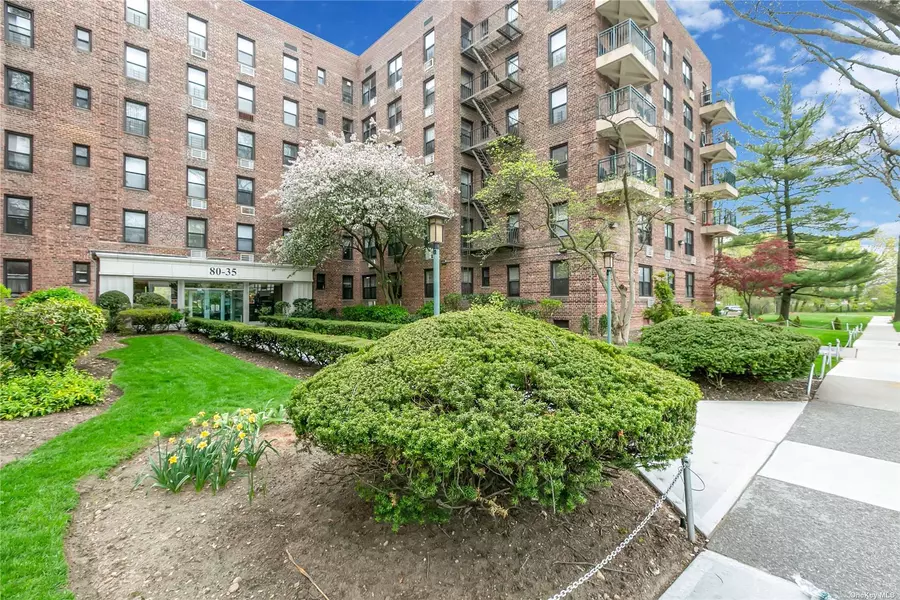 80-35 Springfield BLVD #1J, Queens Village, NY 11427