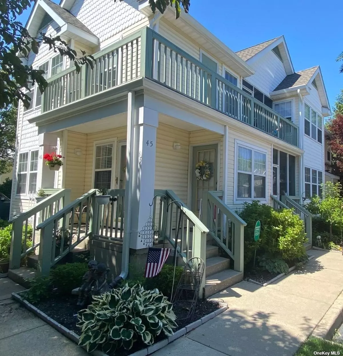 Port Jefferson Station, NY 11776,45 Commodore Circle #45