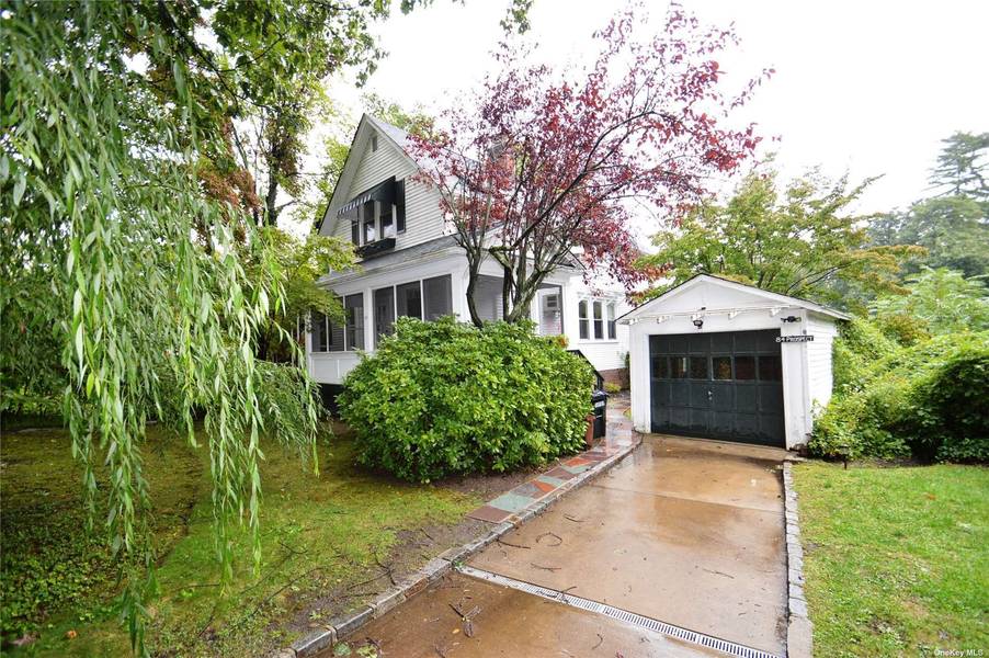 84 Prospect AVE, Douglaston, NY 11363