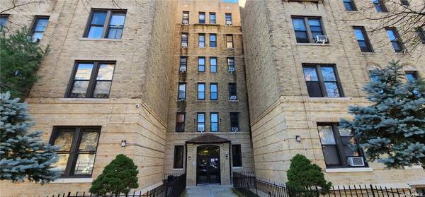 83-52 Talbot ST #6D, Kew Gardens, NY 11415