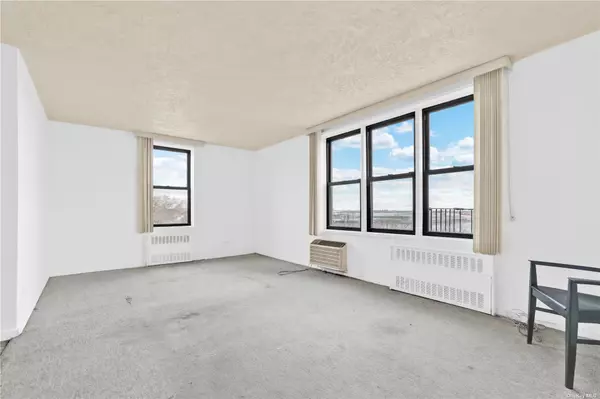 108-05 Astoria BLVD #6A, East Elmhurst, NY 11369