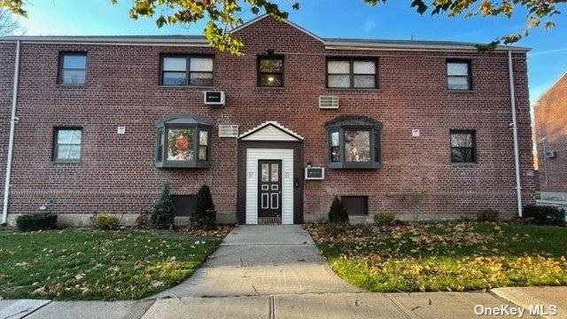 90-31 Shore Pkwy #74, Howard Beach, NY 11414