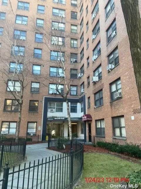 Rego Park, NY 11374,99-72 66 RD #5Q