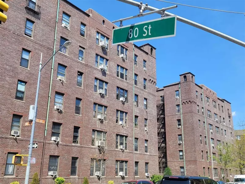 80-09 35th AVE #F5, Jackson Heights, NY 11372