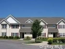 Melville, NY 11747,18 Morley CIR #.