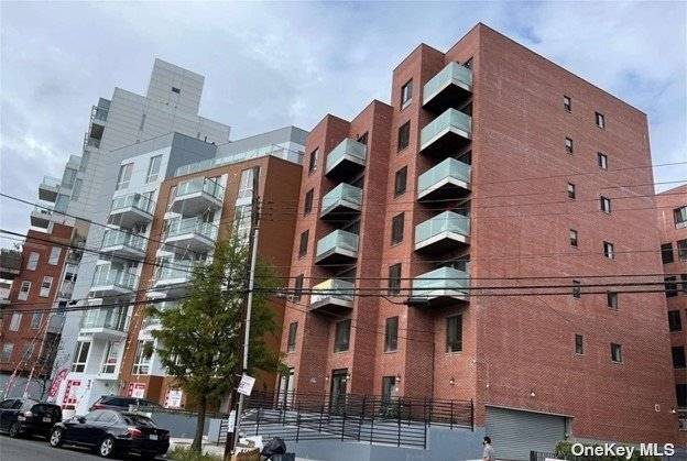 42-29 Parsons BLVD #2C, Flushing, NY 11355