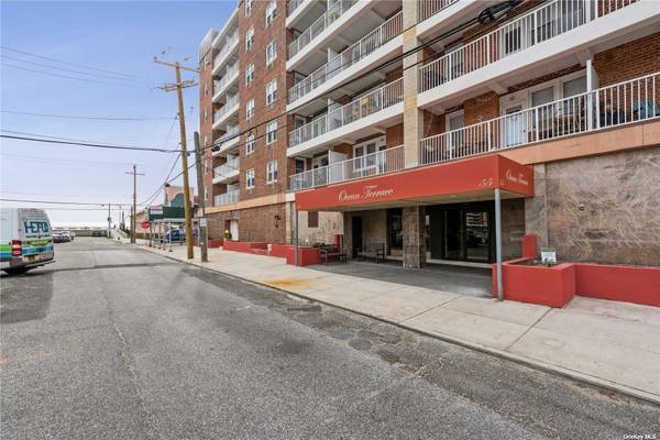 55 Monroe #1K,  Long Beach,  NY 11561