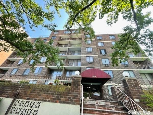 36-41 Union ST #2C, Flushing, NY 11354