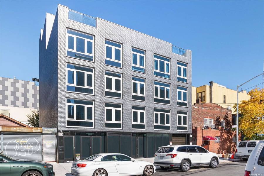 28-09 39th AVE #2A, Long Island City, NY 11101