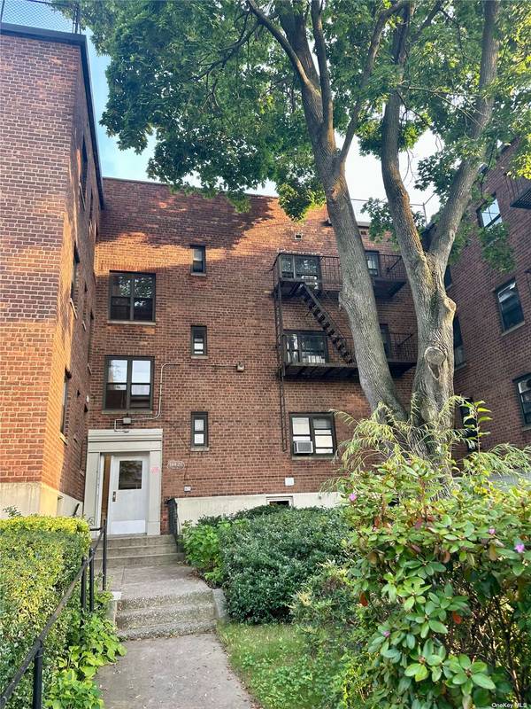 144-20 77th Rd #2A, Kew Garden Hills, NY 11367