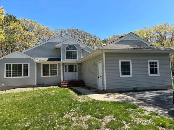 Medford, NY 11763,59 Apple LN