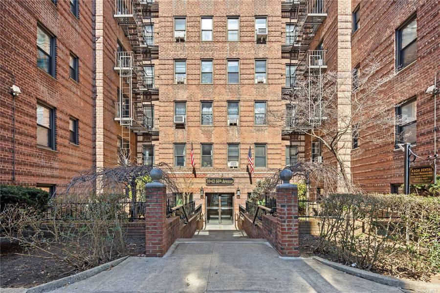 99-63 66 Ave #E12, Rego Park, NY 11374