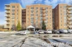 23-35 Bell Blvd #3F, Bayside, NY 11360