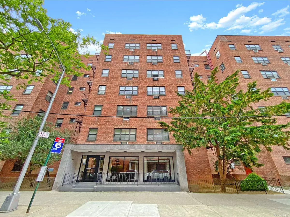 Corona, NY 11368,99-10 60th AVE #2L