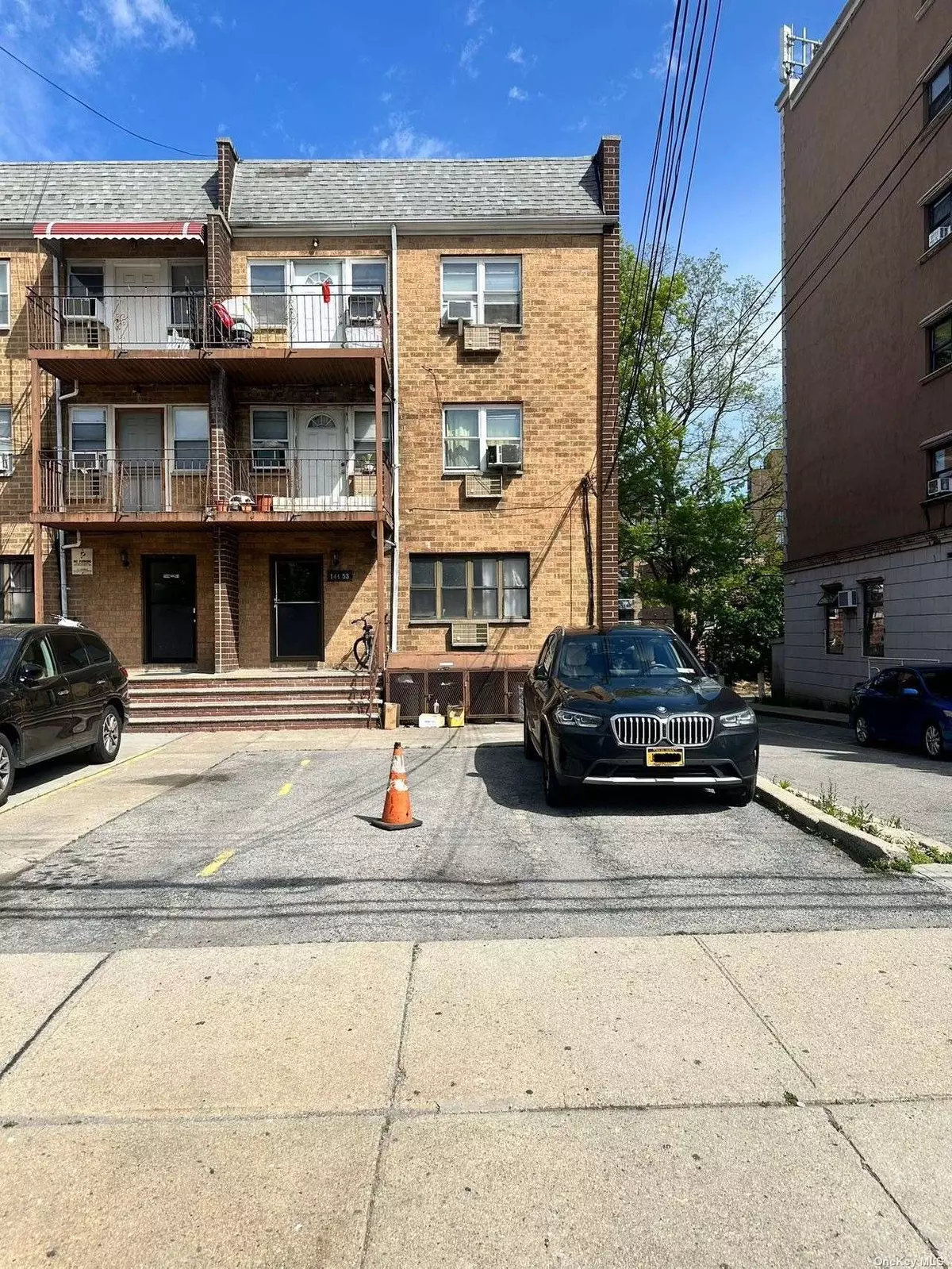 Flushing, NY 11354,144-53 38th AVE