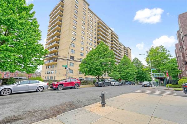 175-20 Wexford Terrace #15M, Jamaica Estates, NY 11432