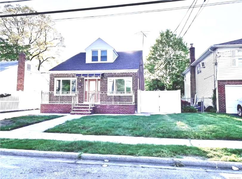 862 Taft ST, West Hempstead, NY 11552