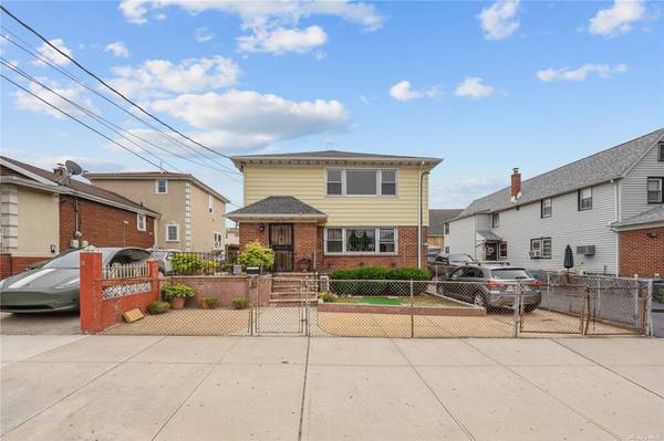 125-12 135th AVE, South Ozone Park, NY 11420