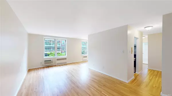 Forest Hills, NY 11375,68-15 Selfridge ST #2 G