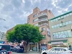 Elmhurst, NY 11373,40-24 76th ST #4A