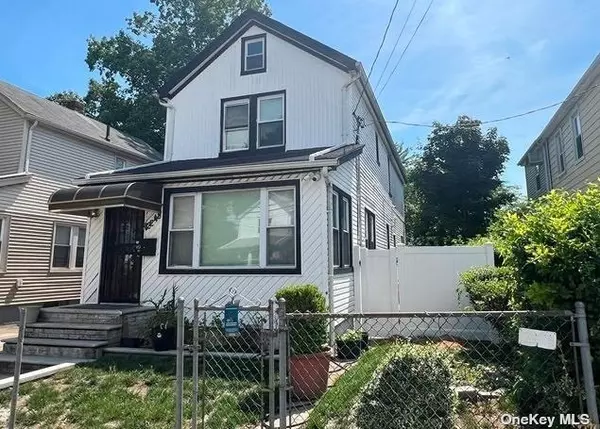 Springfield Gardens, NY 11413,122-48 Grayson ST