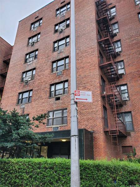 5530 99 St #2 H, Corona, NY 11368