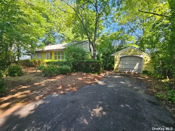 West Hempstead, NY 11552,582 Gaynor PL