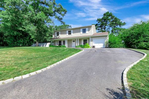 Mount Sinai, NY 11766,1 Equity CT